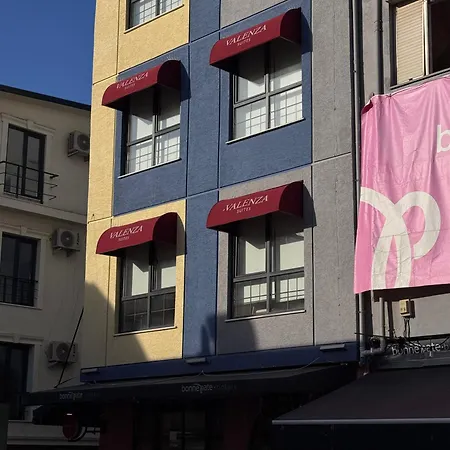 住宿加早餐酒店 Valenzasuites *